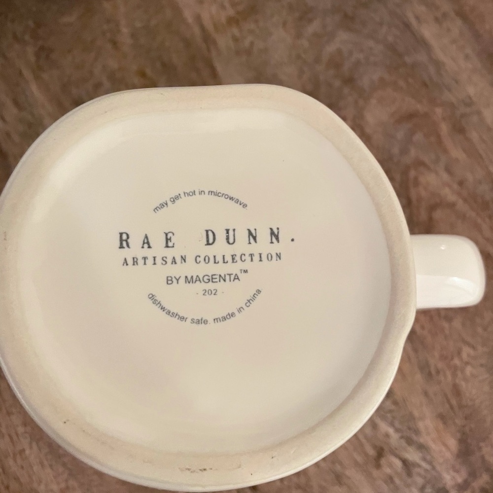 Rae Dunn ceramic mug busy bee white - Picture 6 of 6